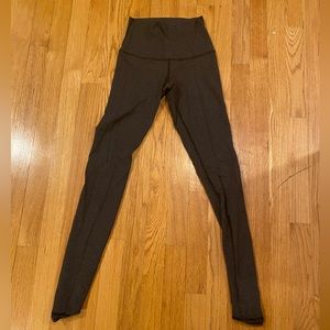 Lululemon leggings. See zoomed picture for design.